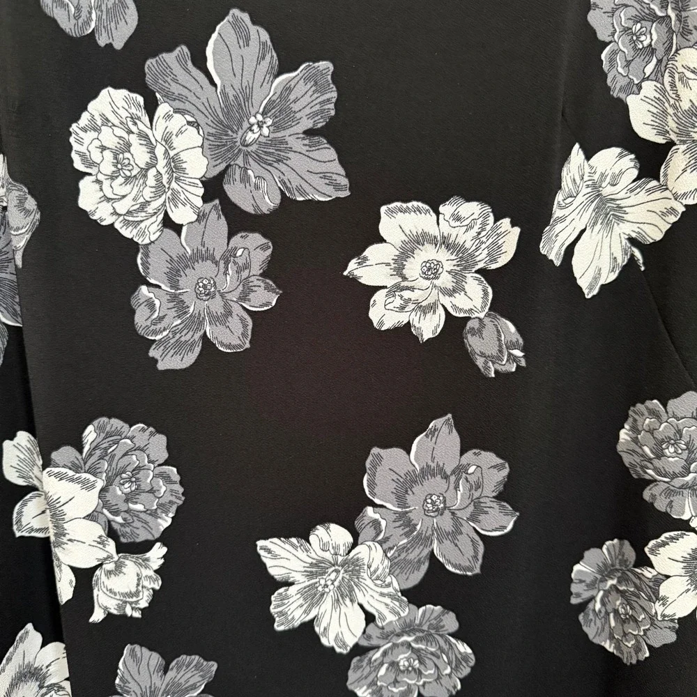 Ann Taylor M Black White Floral Sleeveless Shift Dress Career Minimalist Classic - Picture 3 of 6